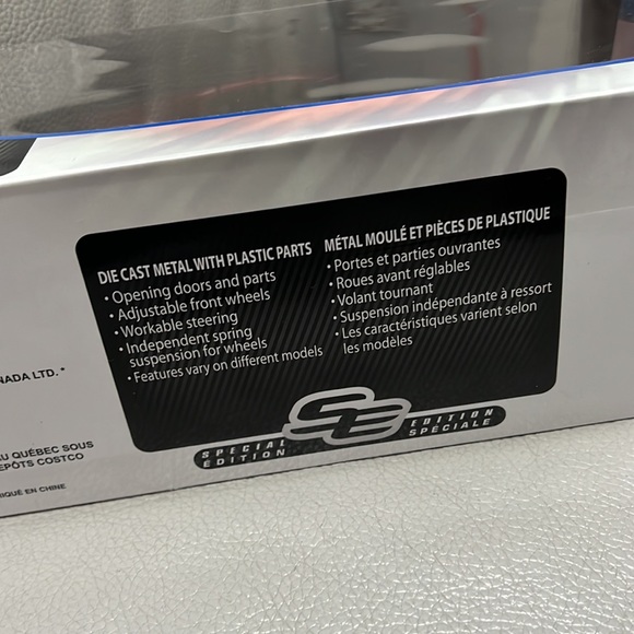 Maisto 1:18 Scale Die Cast Model Car Bugatti Divo Special Edition, New - Picture 5 of 7